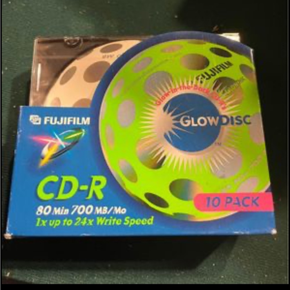 FujiFilm 7- pack CD-Rv80 Min 700 MB/MO Glow Disc’s